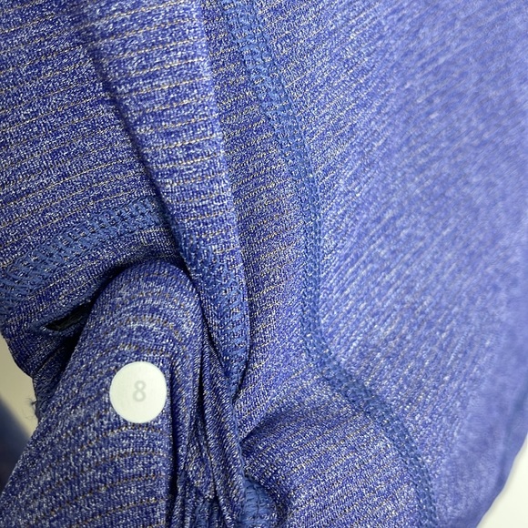 Lululemon Long Sleeve Size 8 color true to picture - Picture 6 of 6